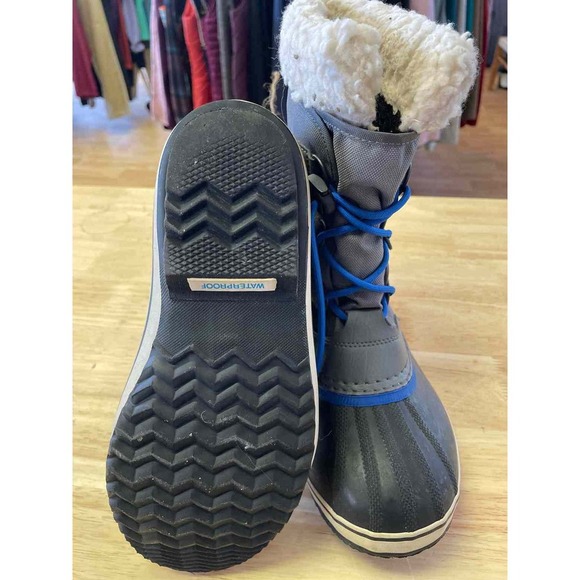 Shoe Size 6 Sorel Gray Snow Boots - Picture 3 of 4